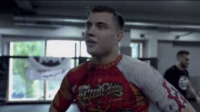 Kto wygrał walkę Polak vs Wiewiór na FAME MMA 12?