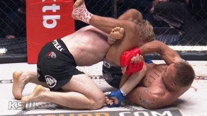 Stasiak pokonuje Hintzena po niecałych 3 minutach - KSW 84