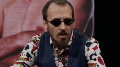 Bagieta wygrywa przez niezdolność do kontynuowania pojedynku przez Jasia Kapelę