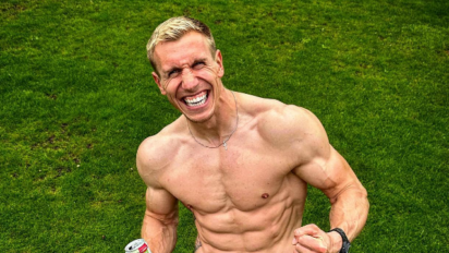 Kim jest Piotr Lisek?