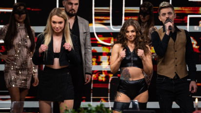 Natalie Wayne vs Bouncing Betty - O której godzinie jest walka?