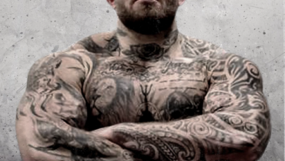 Jak Dawid z Goliatem! 25 kg lżejszy Suchy nokautuje Aslana!