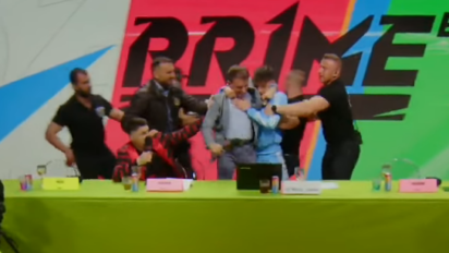 Nowy zawodnik Prime MMA zaczął dusić prowadzącego! Ochrona nie zdążyła zareagować