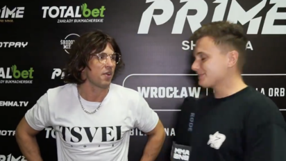 Pasut o jedzeniu skóry ze stopy -