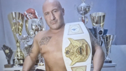 Pas WKU Najmana na szali jego walki z braćmi Neffati na FAME 25!