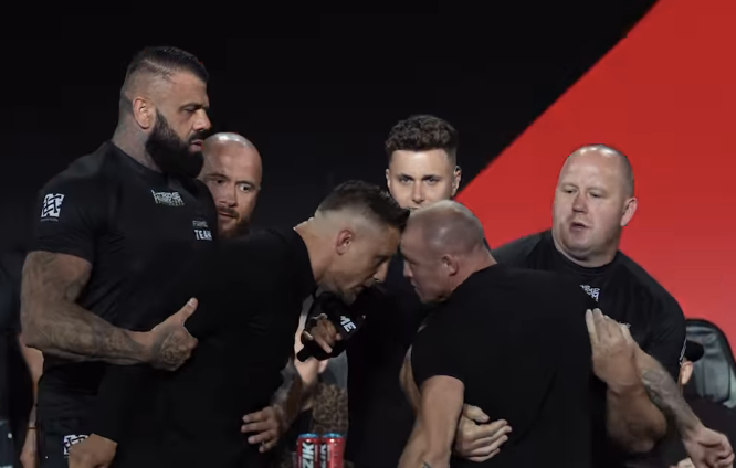Walka Matrix Matrix vs Kwieciński - O której godzinie jest walka?