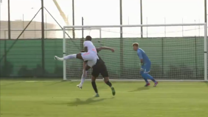 Jhon Duran zadebiutował w Rosji... i powalił rywala niczym zapaśnik