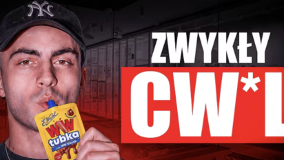 Klepsydra z filmikiem o Blendusiaku - Sugeruje związek dla korzyści?